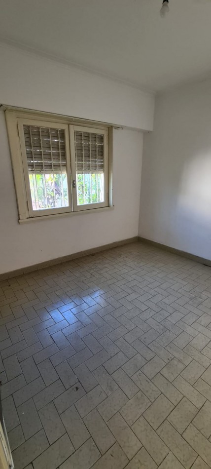 EN BLOCK: DOS PHS Y UN DEPTO O LOCAL EN BARRIO VILLA PRIMERA.  