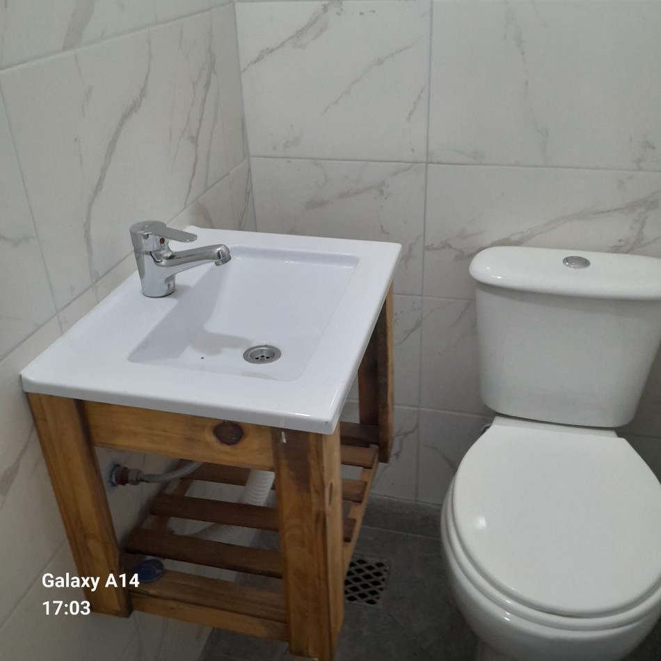 PH DE 3 AMBIENTES EN PLANTA BAJA A LA CALLE