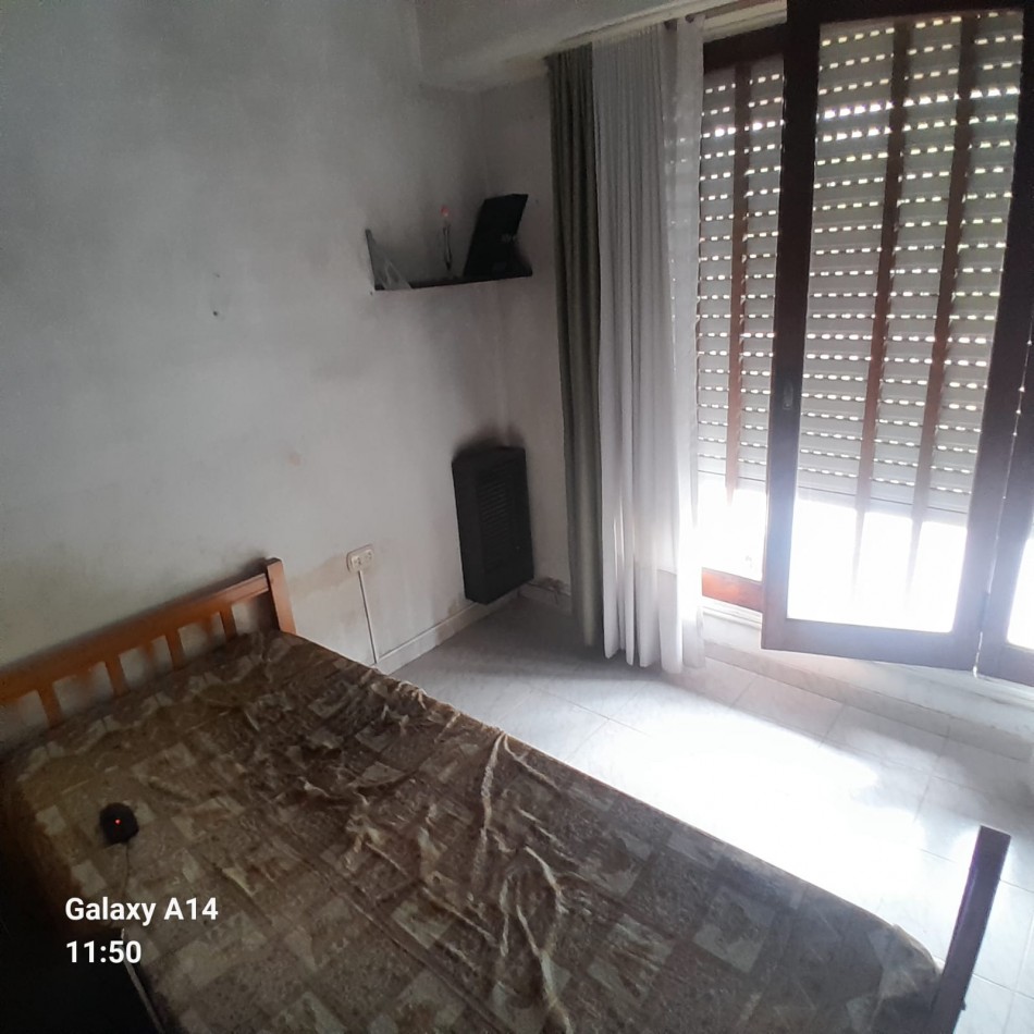 CASA DE 3 AMBIENTES EN BARRIO LOS PINARES