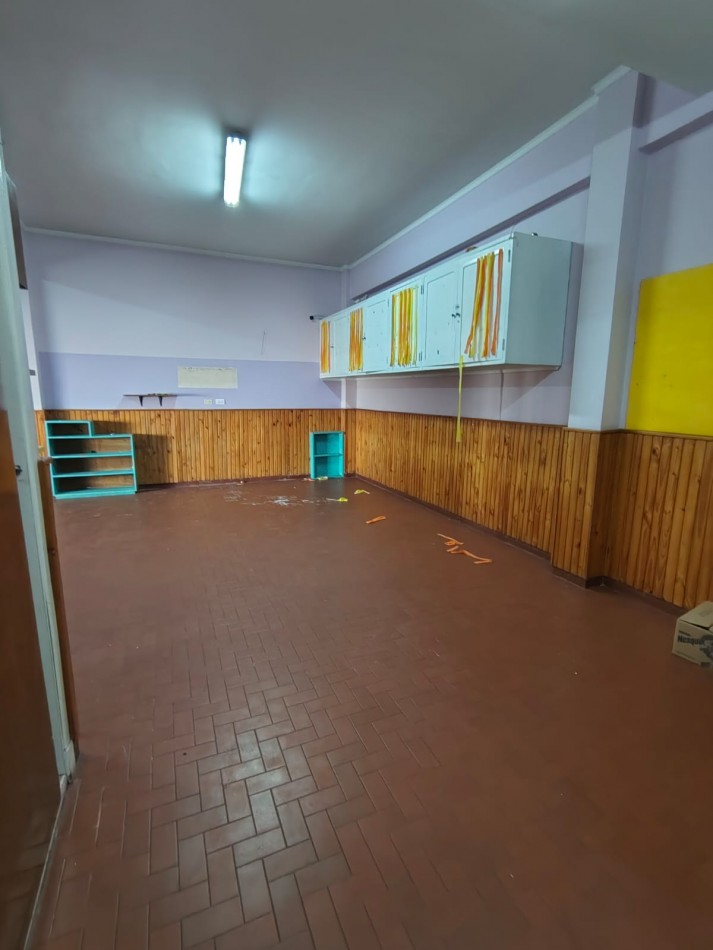 IMPORTANTE PROPIEDAD PARA USO PROFESIONAL O INSTITUCIONAL