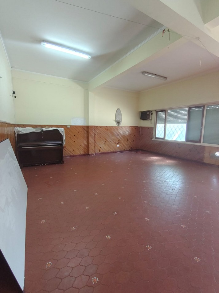 IMPORTANTE PROPIEDAD PARA USO PROFESIONAL O INSTITUCIONAL