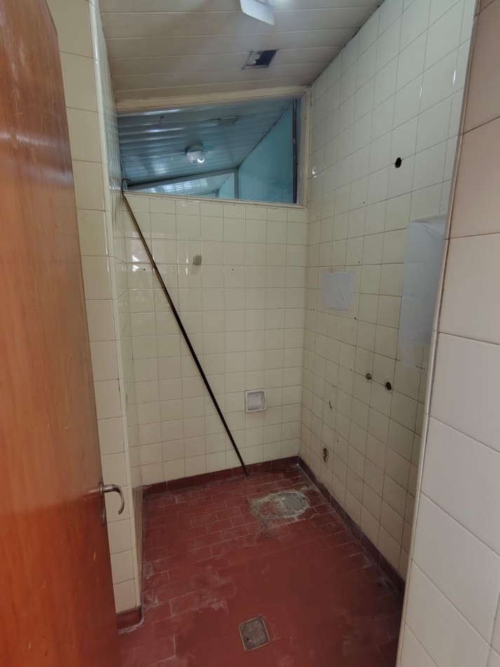 IMPORTANTE PROPIEDAD PARA USO PROFESIONAL O INSTITUCIONAL