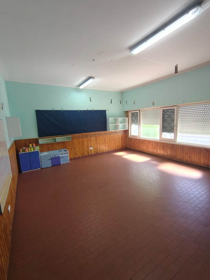 IMPORTANTE PROPIEDAD PARA USO PROFESIONAL O INSTITUCIONAL