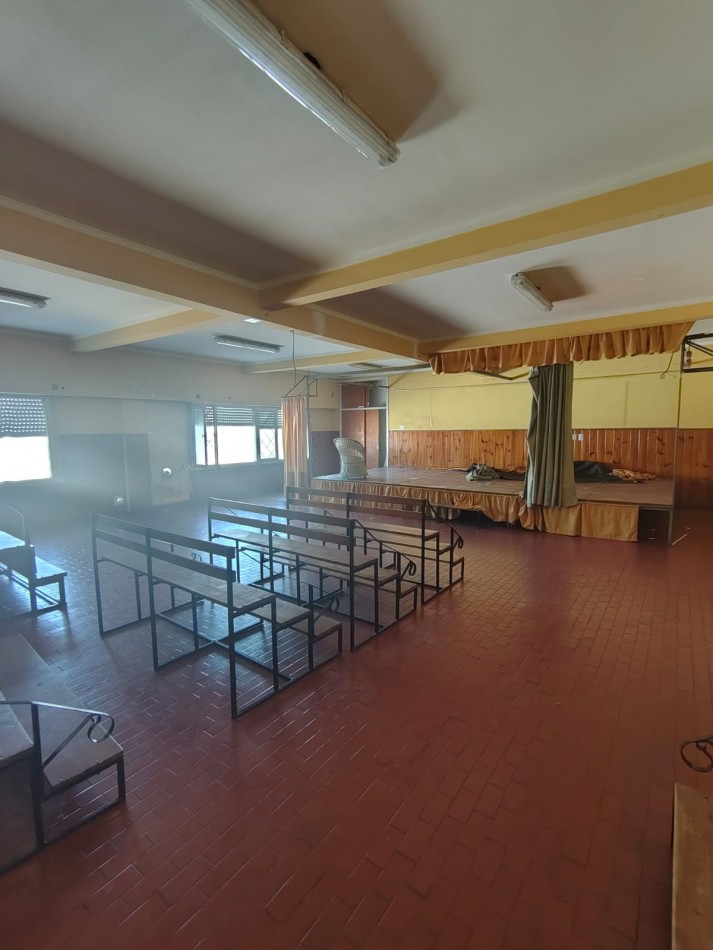 IMPORTANTE PROPIEDAD PARA USO PROFESIONAL O INSTITUCIONAL