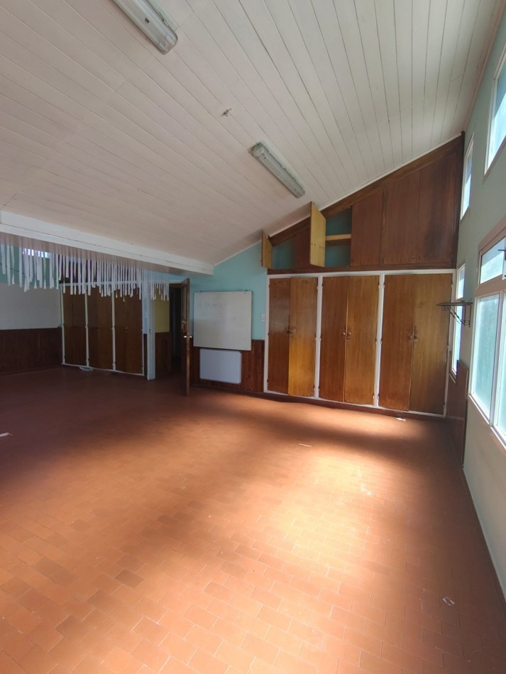 IMPORTANTE PROPIEDAD PARA USO PROFESIONAL O INSTITUCIONAL