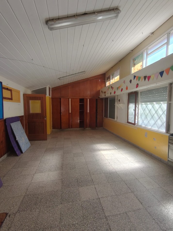 IMPORTANTE PROPIEDAD PARA USO PROFESIONAL O INSTITUCIONAL