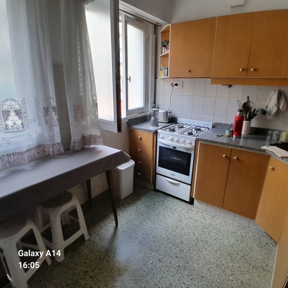 DEPARTAMENTO DE 3 AMBIENTES EN ZONA CENTRO