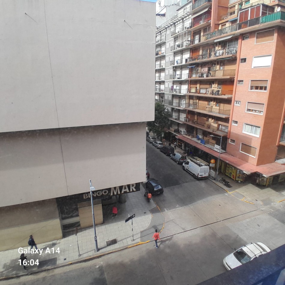 DEPARTAMENTO DE 3 AMBIENTES EN ZONA CENTRO
