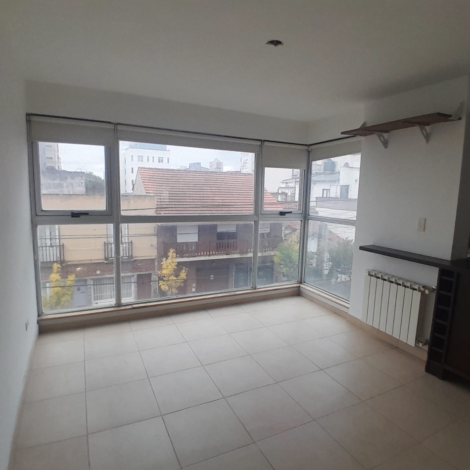 SEMIPISO DE 2 AMBIENTES A LA CALLE, APTO CREDITO