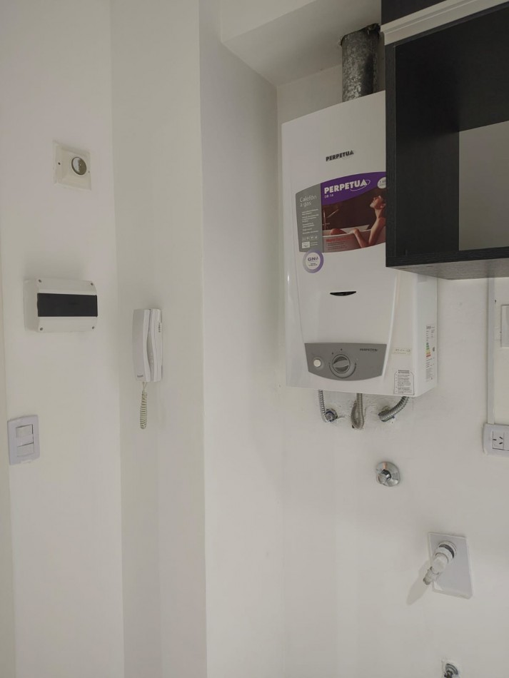 DEPARTAMENTO DE 2 AMBIENTES A 4 CUADRAS DEL SHOPPING ALDREY