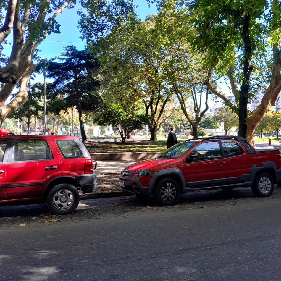 DEPARTAMENTO SEMIPISO DE 2 AMBIENTES EN ZONA PLAZA MITRE