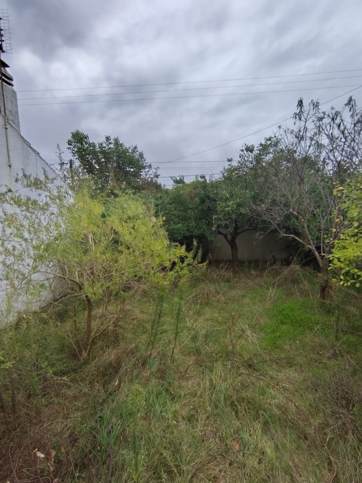 LOTE EN BARRIO CAISAMAR, OPCION EN BLOCK CON CHALET LINDERO