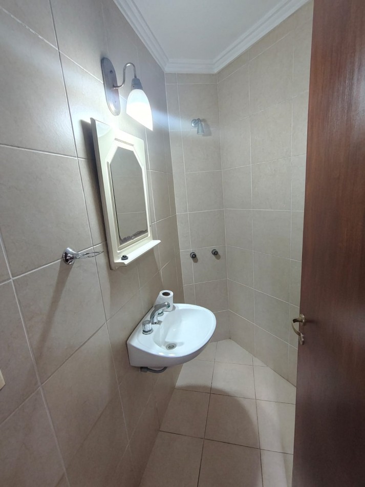 HERMOSO PH DE 4 AMBIENTES AMPLIO Y LUMINOSO