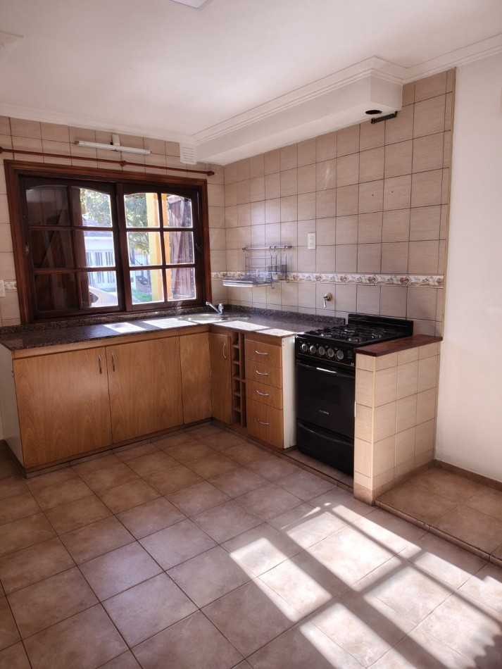 HERMOSO PH DE 4 AMBIENTES AMPLIO Y LUMINOSO