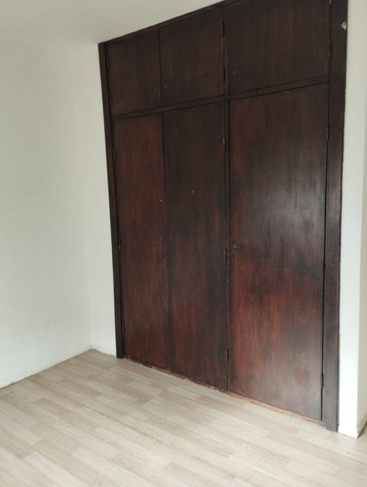 EN VENTA. DEPARTAMENTO DE TRES AMBIENTES EN COMPLIEJO CERRADO SOBRE AV LIBERTAD 5500