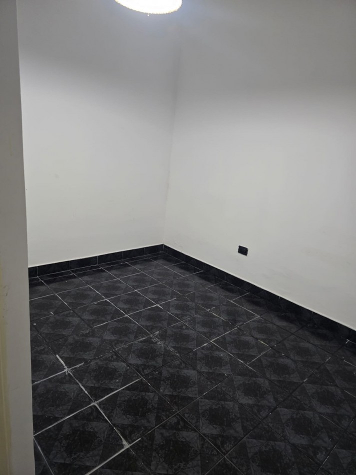 ALQUILER 24 MESES. PH 3 AMBIENTES CON PATIO. NEUQUEN Y LIBERTAD