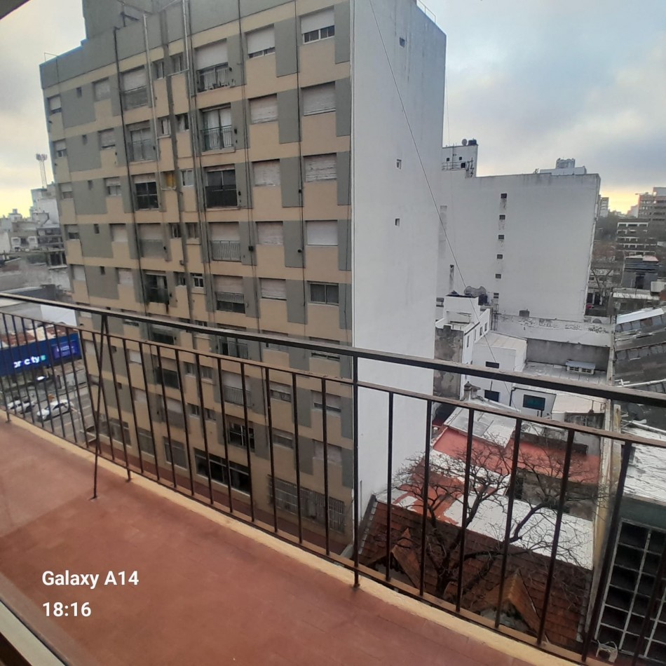 DEPARTAMENTO DE 2 AMBIENTES EN MACROCENTRO