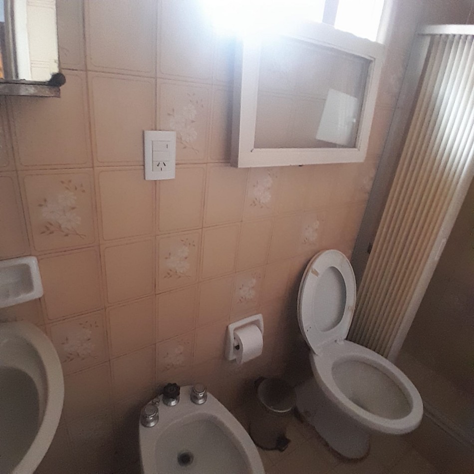 CHALET DE 2 AMBIENTES EN ARAGON Y PELAYO