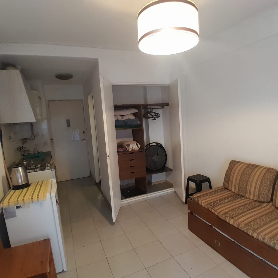 DEPARTAMENTO DE 1 AMBIENTE A METROS DEL MAR