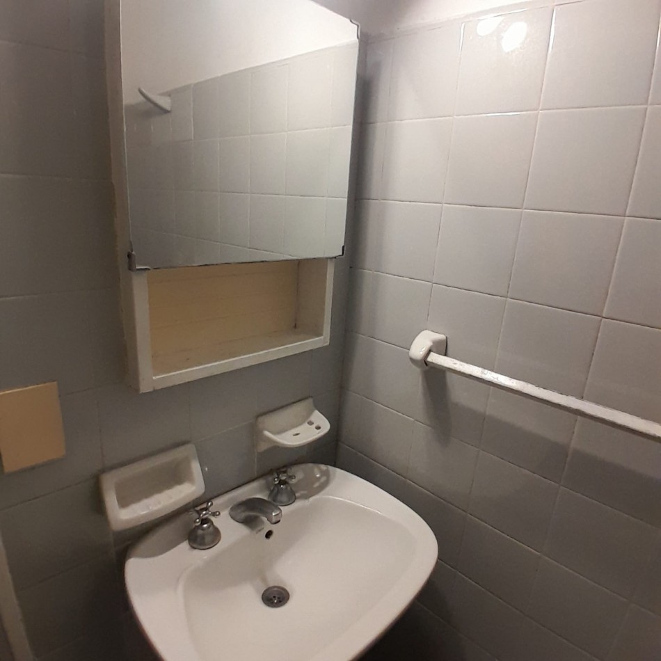 DEPARTAMENTO DE 1 AMBIENTE A METROS DEL MAR