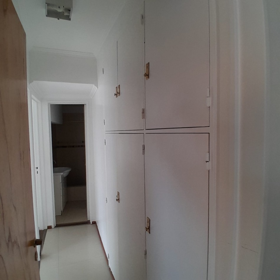 DEPARTAMENTO DE 3 AMBIENTES EN VARESE