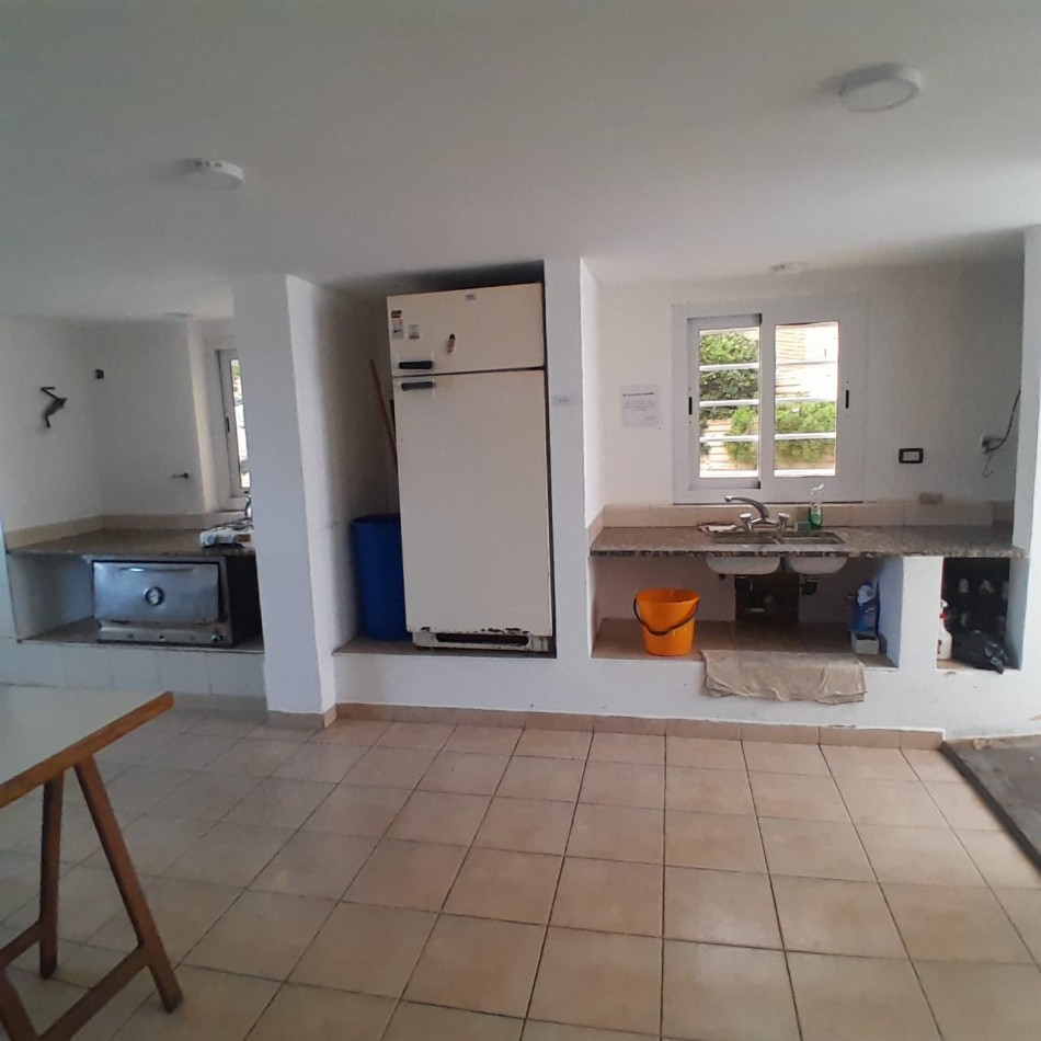 DEPARTAMENTO DE 3 AMBIENTES EN VARESE