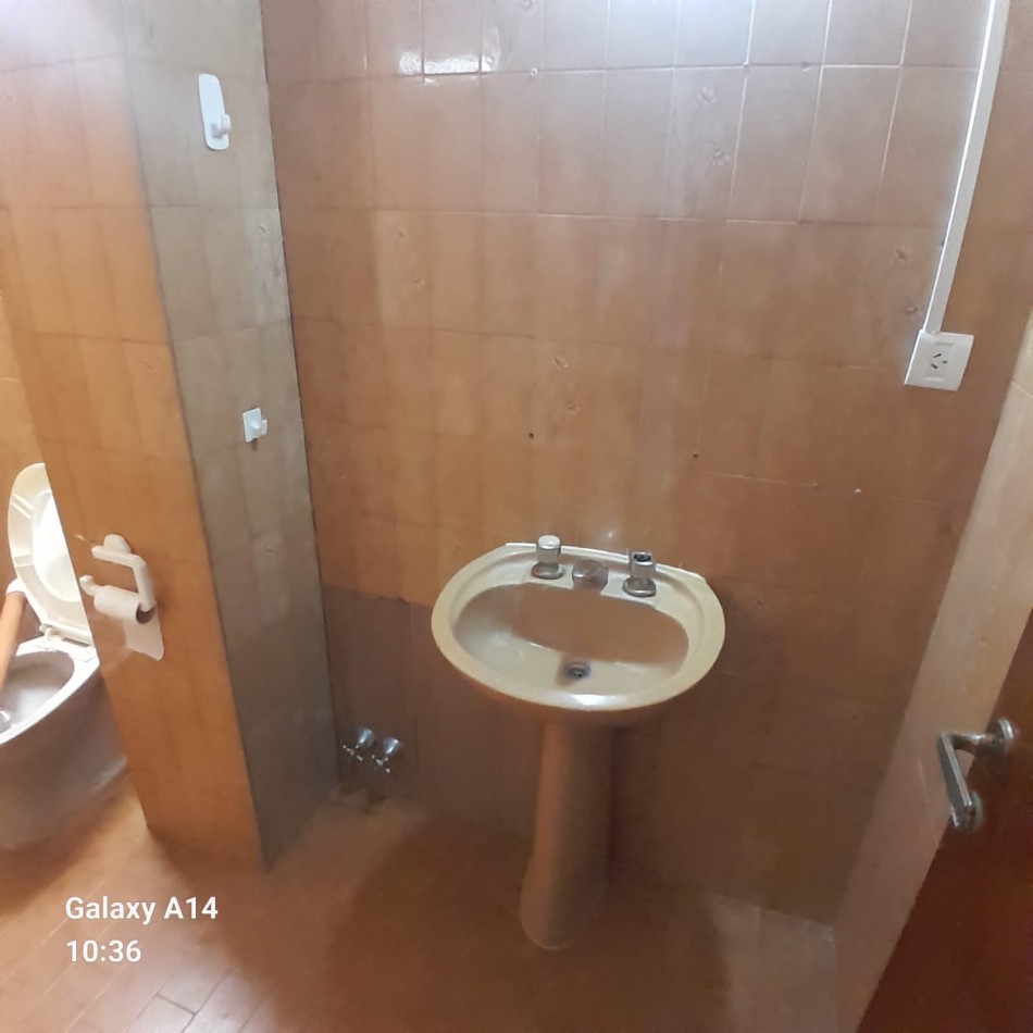 DEPARTAMENTO TIPO DUPLEX DE 3 AMBIENTES EN ZONA MOGOTES