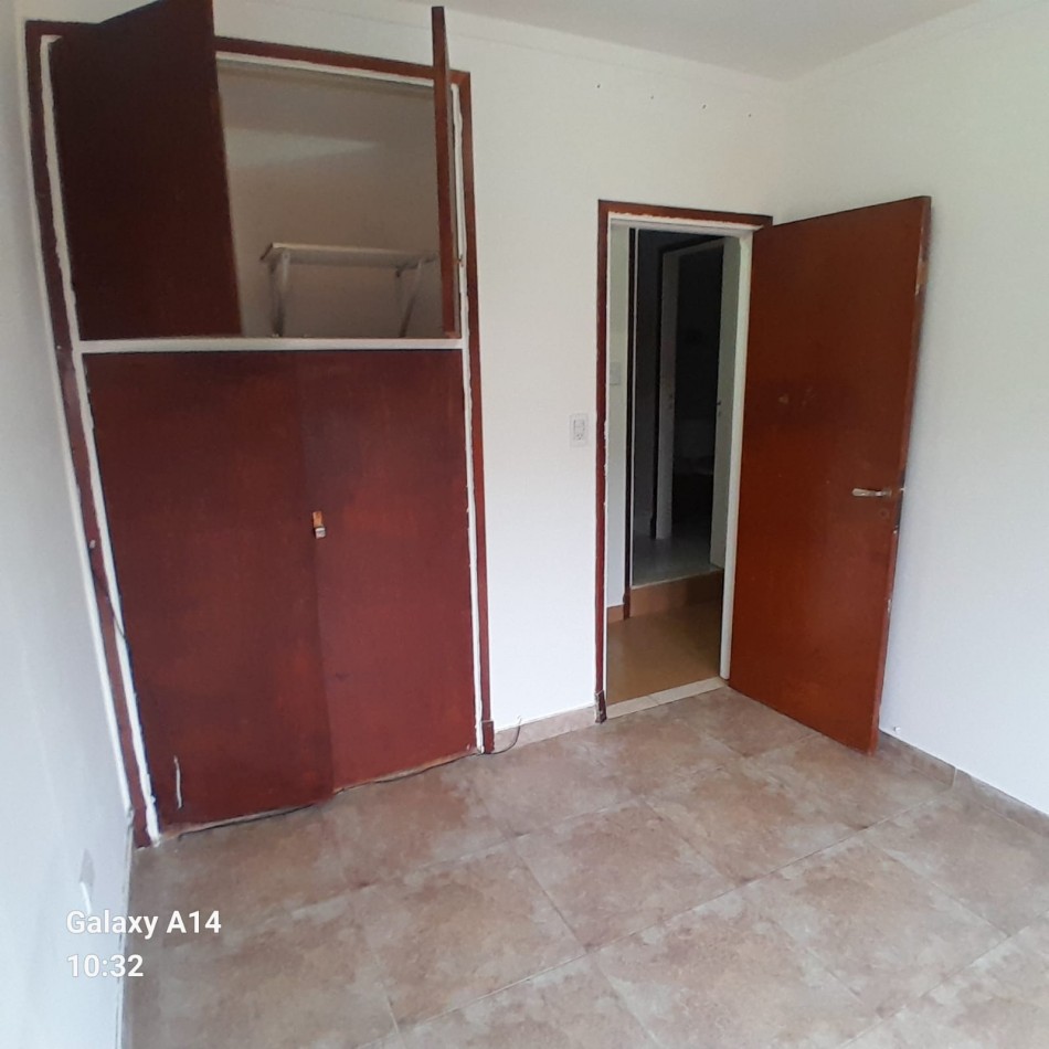 DEPARTAMENTO TIPO DUPLEX DE 3 AMBIENTES EN ZONA MOGOTES
