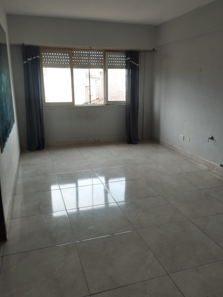 3 AMBIENTES EN COMPLEJO CERRADO EN BARRIO VILLA PRIMERA. APTO CREDITO. CON RENTA