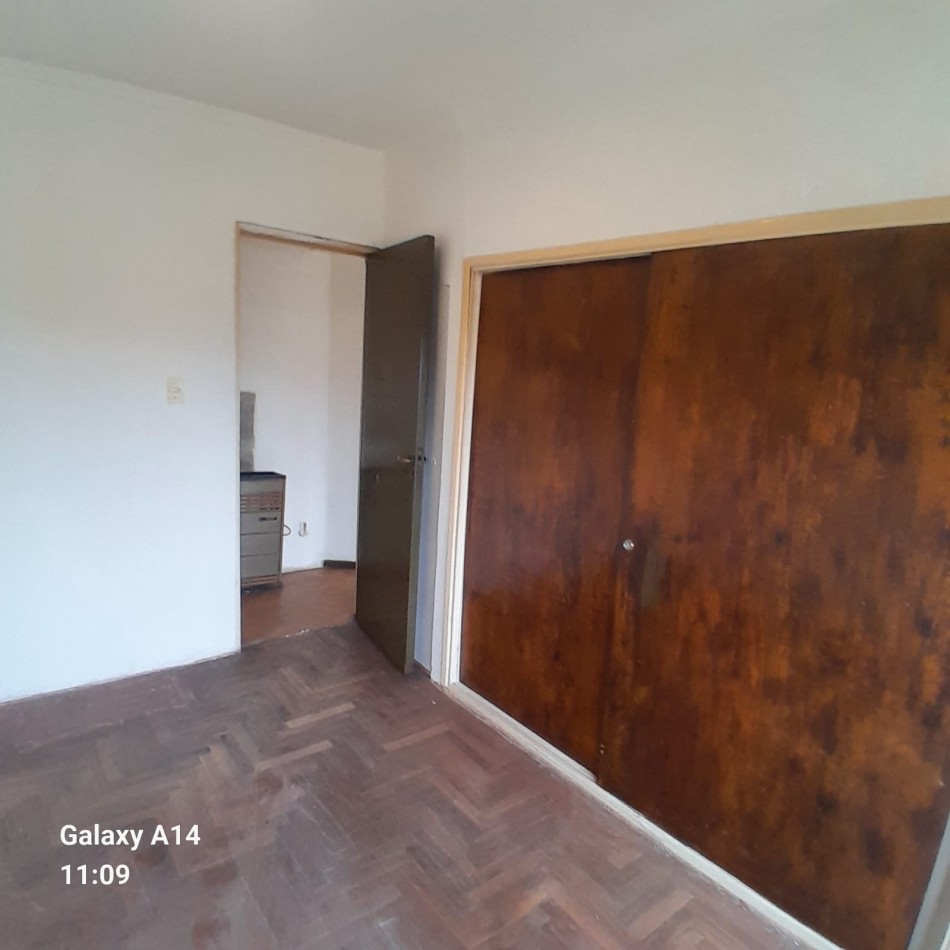 DEPARTAMENTO DE 2 AMBIENTES EN RIVADAVIA AL 8100