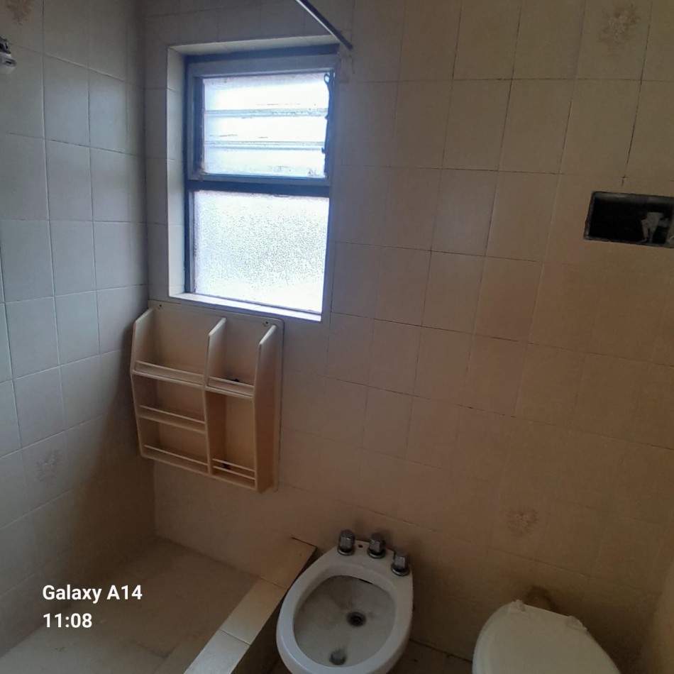 DEPARTAMENTO DE 2 AMBIENTES EN RIVADAVIA AL 8100