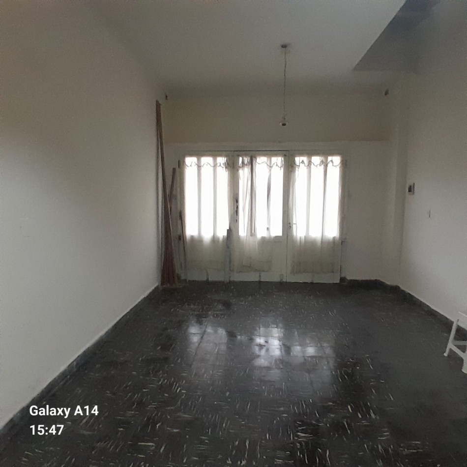 LOCAL CASILDO VILLAR 1500 IDEAL PARA RENTA