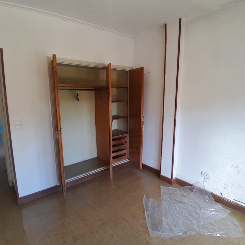 DEPARTAMENTO DE 2 AMBIENTES SOBRE AVENIDA TEJEDOR. APTO CREDITO.