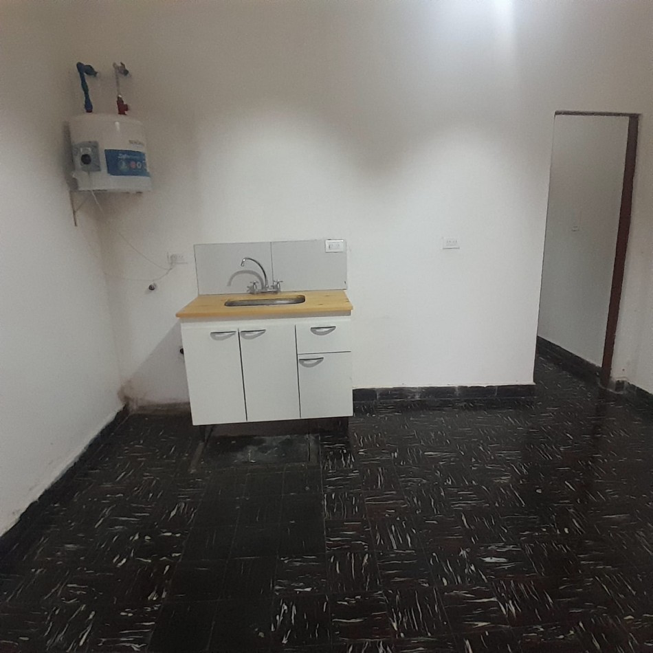 LOCAL CASILDO VILLAR 1500 IDEAL PARA RENTA