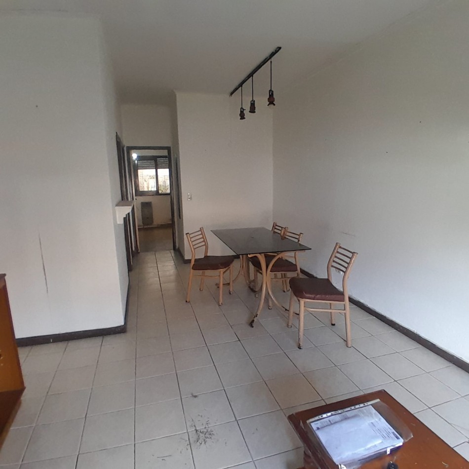 PH DE 2 AMBIENTES CON PATIO