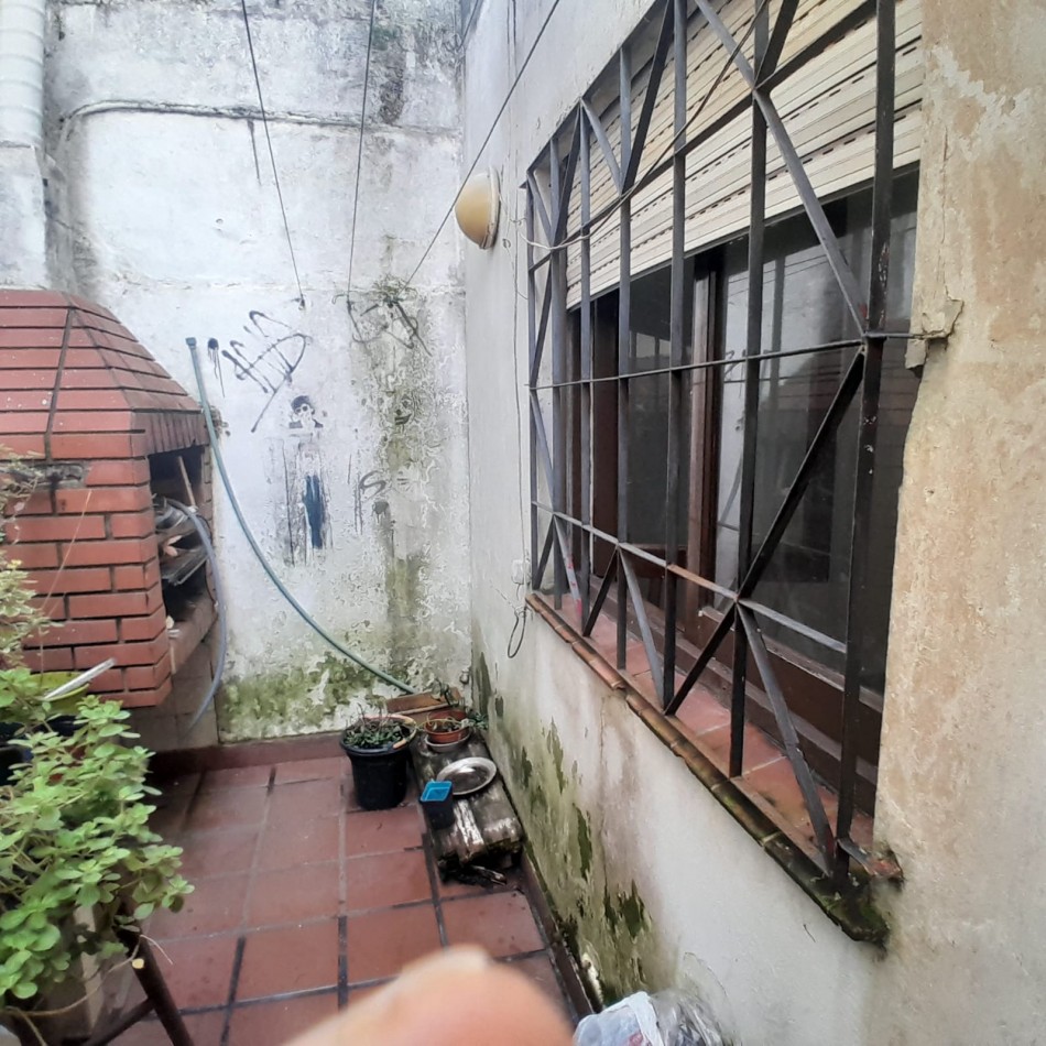 PH DE 2 AMBIENTES CON PATIO