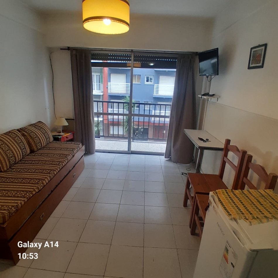 DEPARTAMENTO DE 1 AMBIENTE A METROS DEL MAR