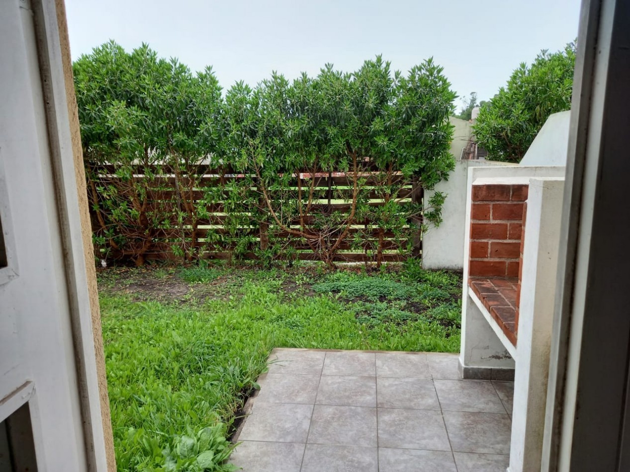 DUPLEX DOS AMBIENTES A 1 CUADRA DEL MAR. BARRIO FELIX U. CAMET