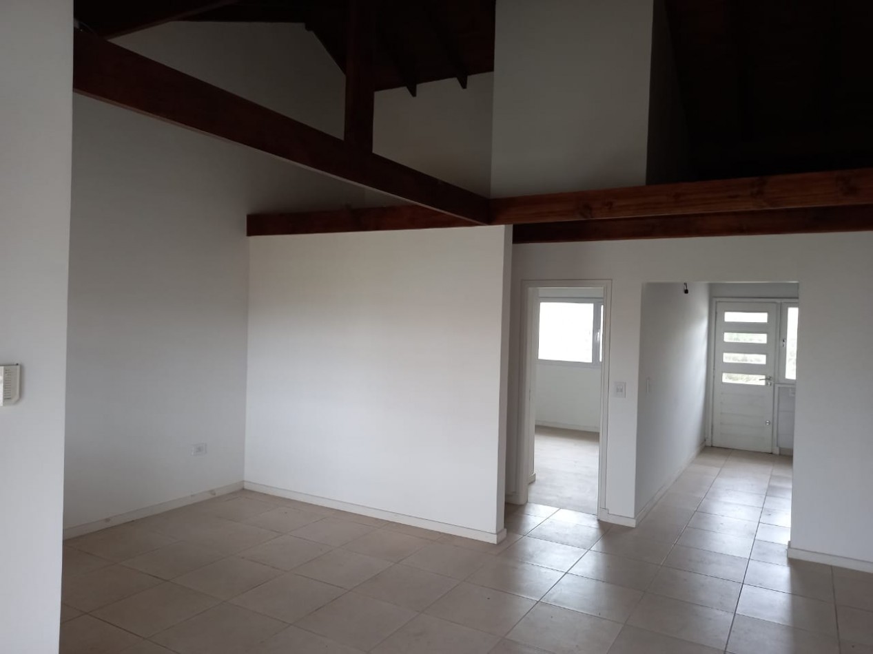 DUPLEX DOS AMBIENTES A 1 CUADRA DEL MAR. BARRIO FELIX U. CAMET