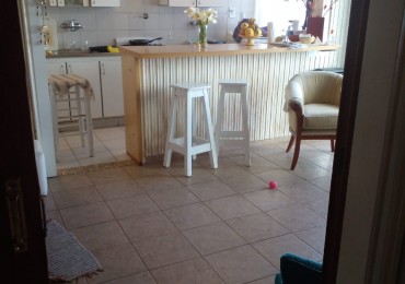 BARRIO SARMIENTO. EN VENTA, DEPARTAMENTO 3 AMBIENTES