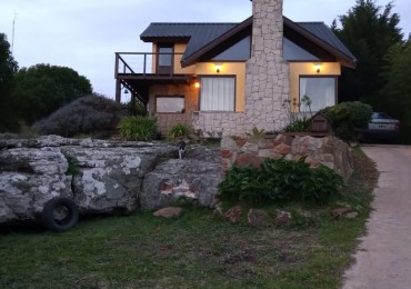 Chalet Sierra de los Padres con excelente vista