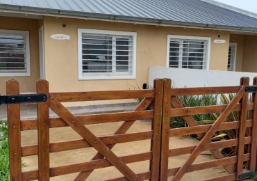 VENTA. DUPLEX DOS AMBIENTES A ESTRENAR. BARRIO FELIX U. CAMET