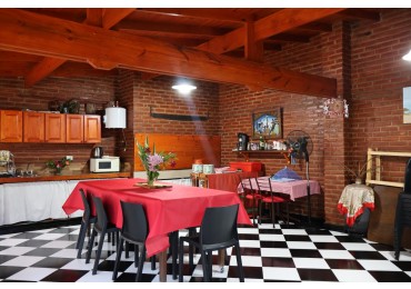 CASA QUINTA EN VENTA.BARRIO GLORIA DE LA PELEGRINA