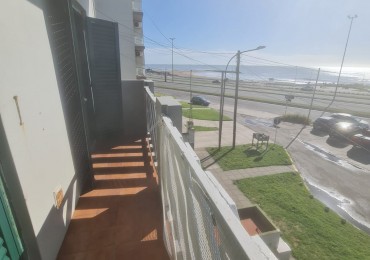 Departamento 2 ambientes con balcon frente al mar