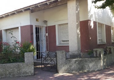 CHALET EN VENTA. 3 AMBIENTES. MEXICO Y BALCARCE