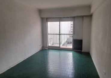 VENTA. DEPARTAMENTO DOS AMBIENTES. SANTIAGO DEL ESTERO 2300