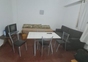 ALQUILER 24 MESES. DEPARTAMENTO DOS AMBIENTES, AMOBLADO. ZONA CENTRO