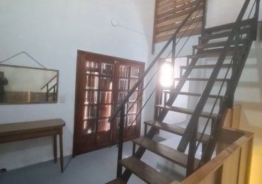 Casa 3 ambientes en Bayley 1800