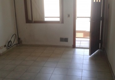 Dpto 2 ambientes, Villa Primera apto credito.