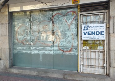 LOCAL EN VENTA. ZONA FUNES Y BOLIVAR